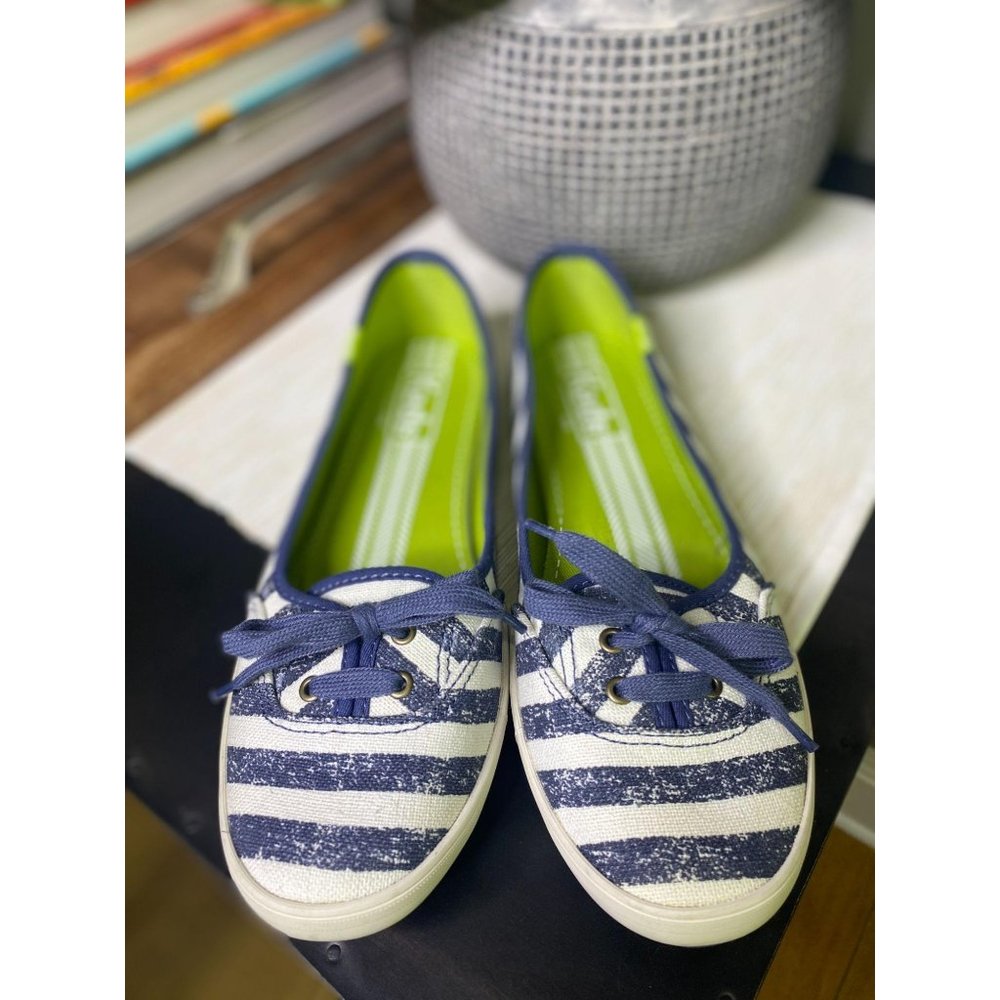 Keds Teacup Slip-On Sneaker Navy White 7.5 NEW - Picture 5 of 9